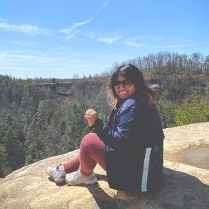 Meet your Posher, Jherlly